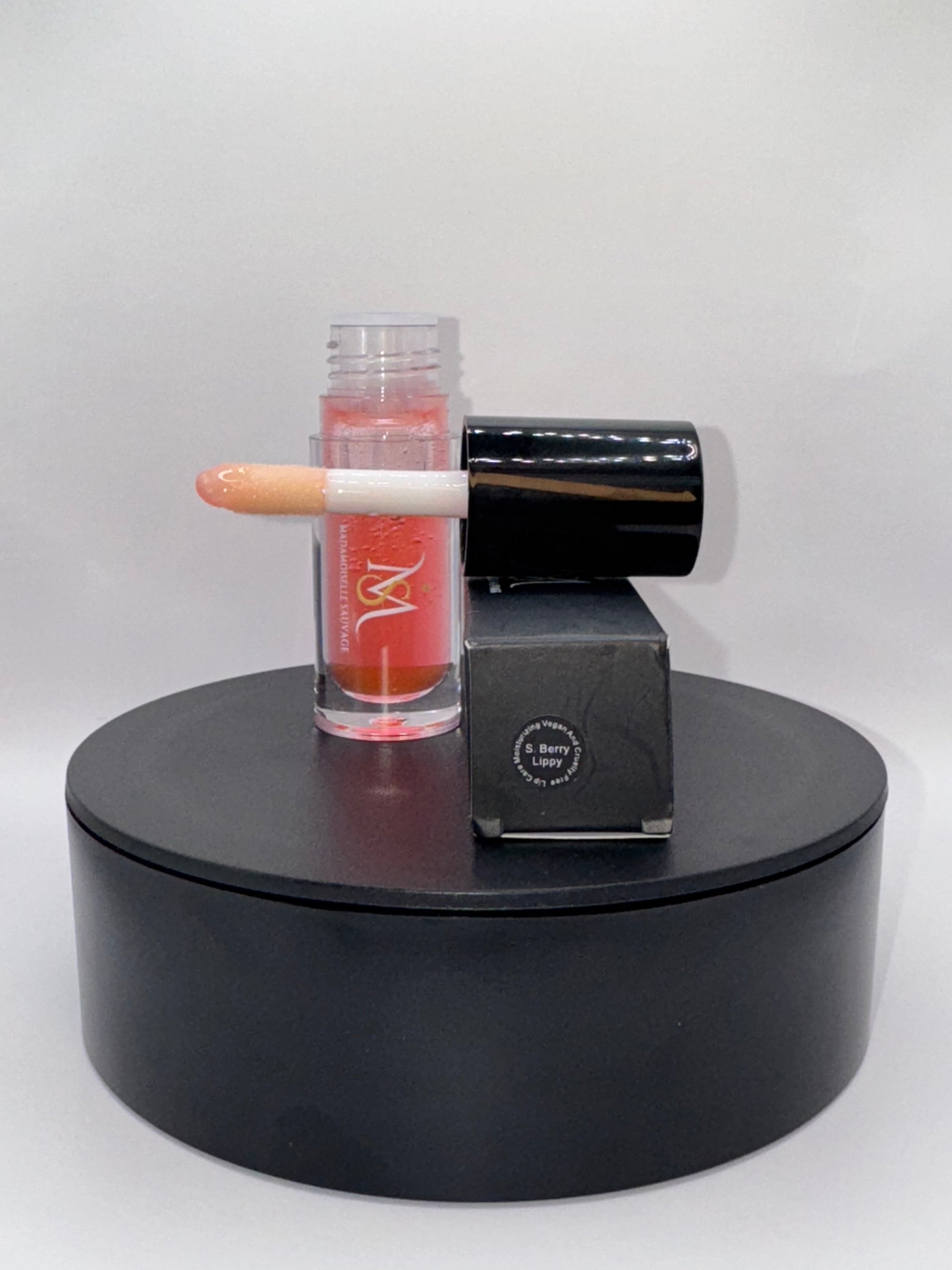 #Lip #oil #strawberry #mademoisellesauvage