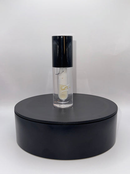 #Mintielippy #lipoil #lip #oil #mademoisellesauvage 