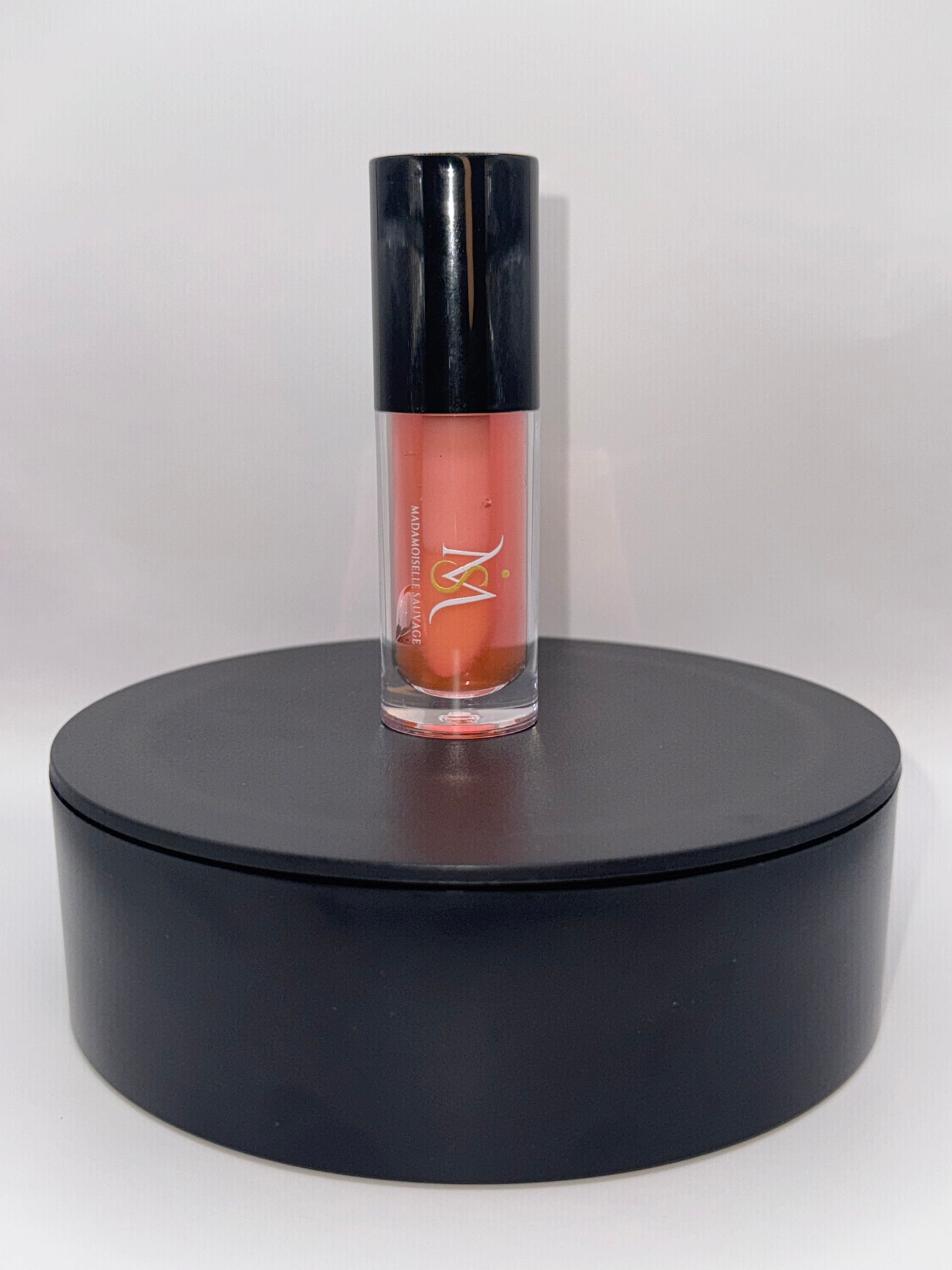 #Lip #oil #strawberry @mademoisellesauvage 